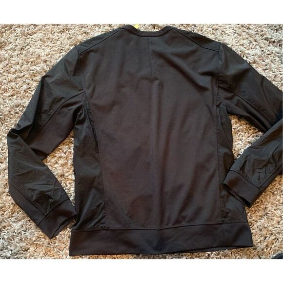 54- Lululemon black ALL THE RANGE LONG SLEEVE wind proof Shirt TOP men sz M - Picture 5 of 6